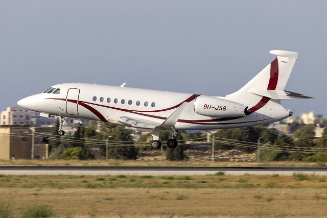 Dassault Falcon 2000 (9H-JSB)