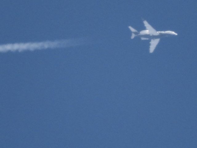 Bombardier Challenger 300 (N579FX) - LXJ579br /MDW-DALbr /04/13/22