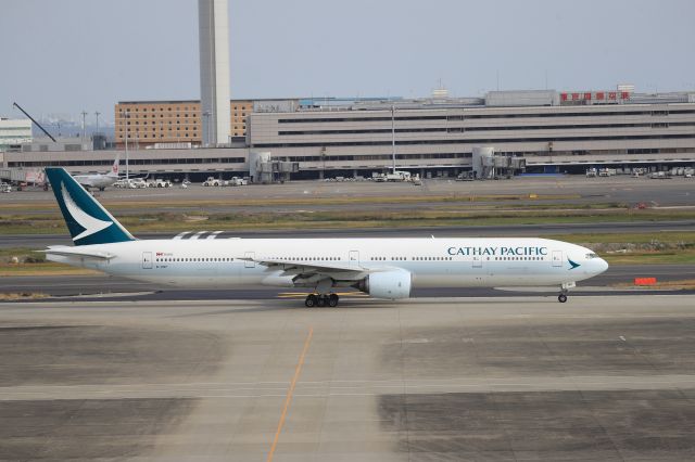 BOEING 777-300 (B-HNF) - November 18th 2018:HND-HKG.