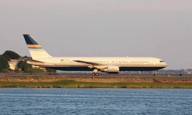 BOEING 767-300 (EC-LZO) - Operating for SATA Azores from Lisbon