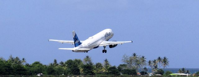 Airbus A320 (N634JB)