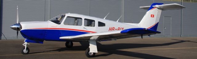 Piper Cherokee (HB-PIX)