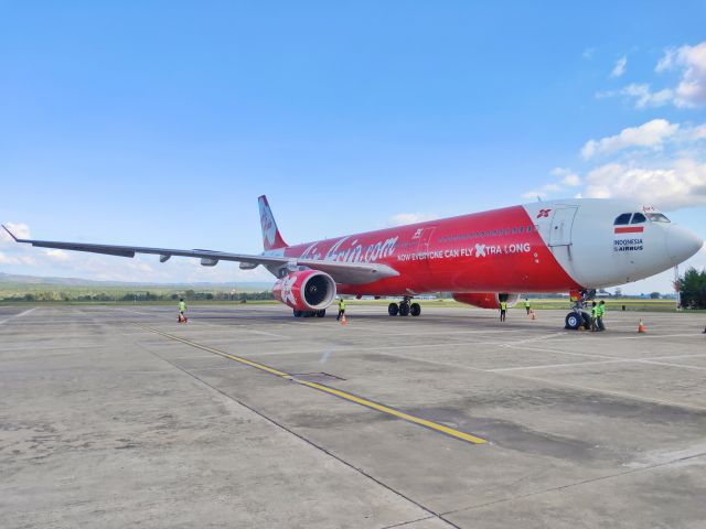 Airbus A330-300 (PK-XRC) - AirAsia X Stored at BTJ Airport.br /https://www.rencongdirgantara.com/berita/cara-membaca-metar-cuaca-bmkg-penerbangan/