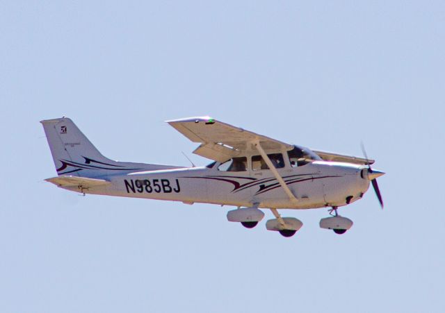 Cessna Skyhawk (N985BJ)
