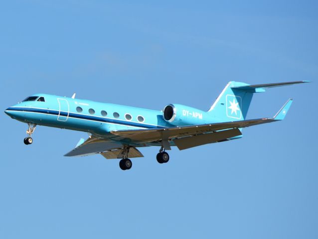Gulfstream Aerospace Gulfstream IV (OY-APM) - Kystvejen RWY22L