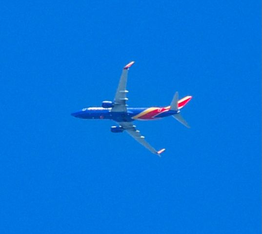 Boeing 737-800 (N8663A) - Coming in over Simpsonville, SC.  5/29/21.