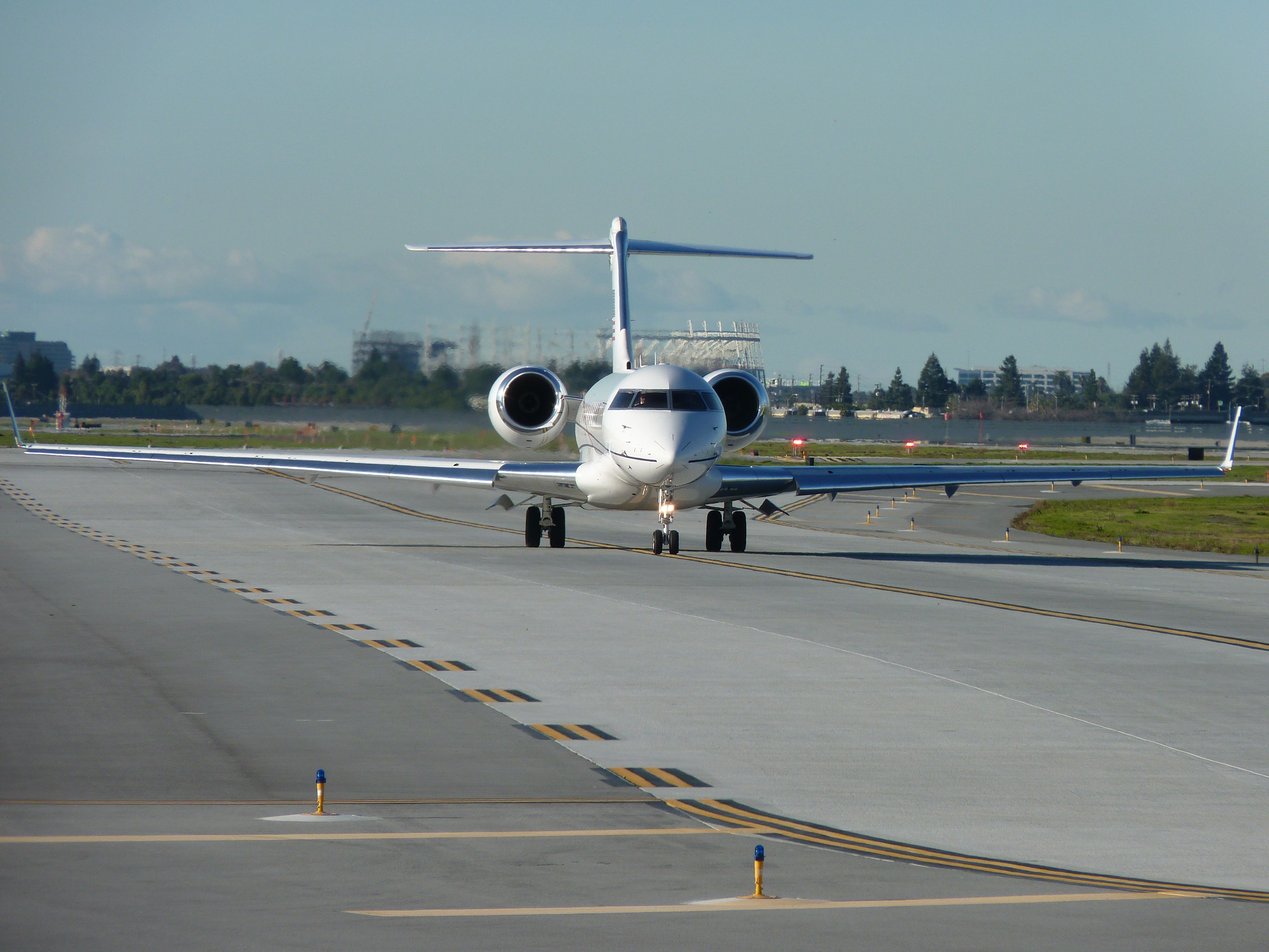 Bombardier Global 5000 (N50DS) - Off to Truckee