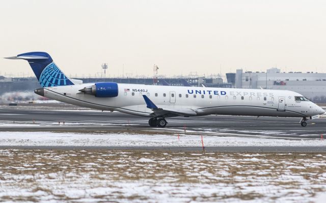 Canadair Regional Jet CRJ-700 (N544GJ)