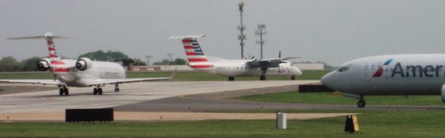 De Havilland Fox Moth (N337EN) - American N337EN/PDT4870 makes the turn for departure on KCLT 18L for KEWN...