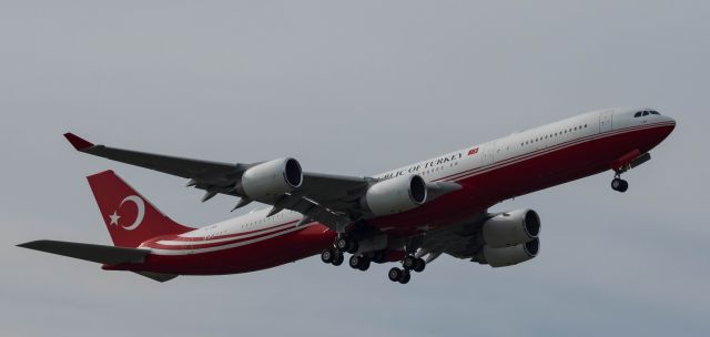 Airbus A340-600 (TC-CAN) - Republic of Turkey leaves SWF on its way to JFK at the end of UN week.