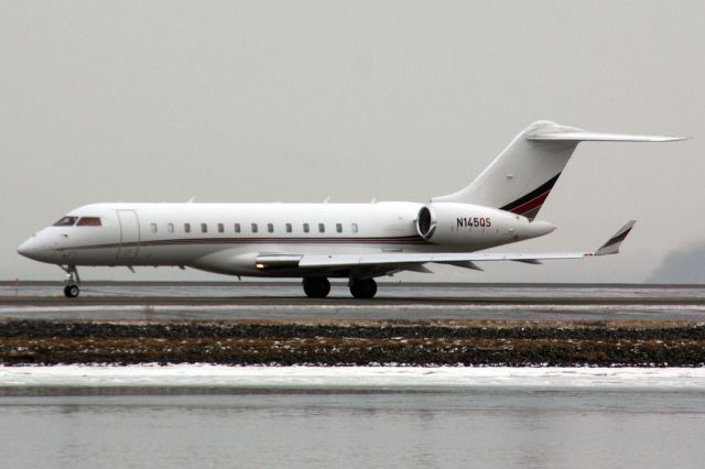 Bombardier Global Express (N145QS)