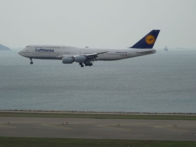 BOEING 747-8 (D-ABYG)