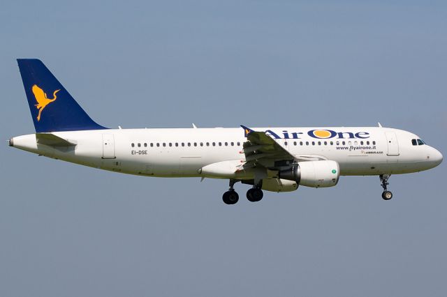 Airbus A320 (EI-DSE)