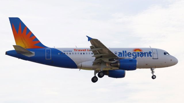 Airbus A319 (N331NV)