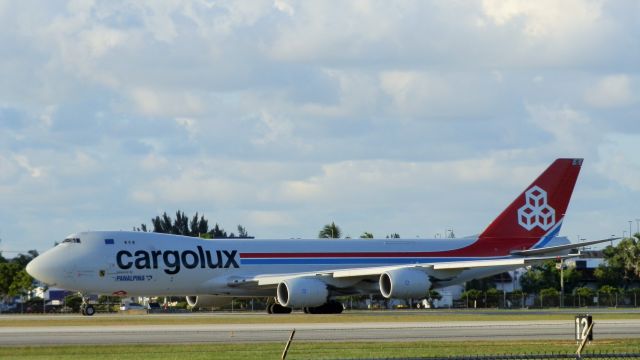 BOEING 747-8 (LX-VCH)