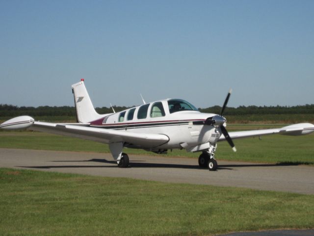 Beechcraft Bonanza (36) (N4HF)