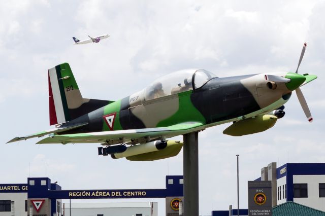 Pilatus PC-7 Astra (FAM2512)