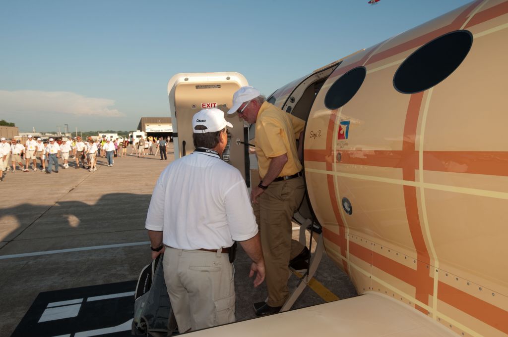 CSOA — - Cessna Special Olympics Airlift 2010 - http://flightaware.com/airlift/ - Airlift and Athletes arriving in Lincoln, Nebrasks on July 17, 2010.  Photos Courtesy Cessna Aircraft Company