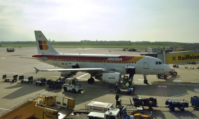 Airbus A319 (EC-JDL) - Iberia Airbus A319-111 EC-JDL in Vienna 