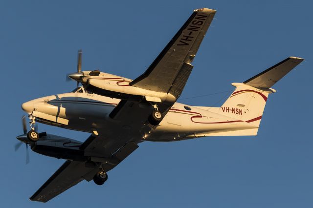 Beechcraft Super King Air 200 (VH-NSN) - Sunset approach.