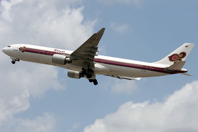 Airbus A330-300 (HS-TEA)