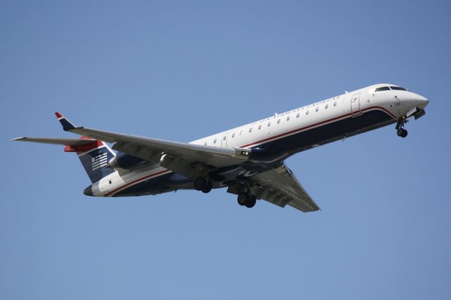 Canadair Regional Jet CRJ-700 (N720PS) - US Air Flight 2291 operated by PSA (N720PS) arrives at Sarasota-Bradenton International Airport following a flight from Charlotte-Douglas International Airport