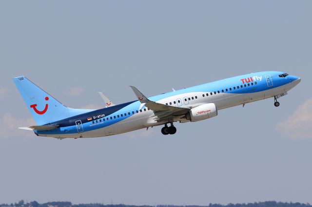 Boeing 737-800 (D-ATUO)