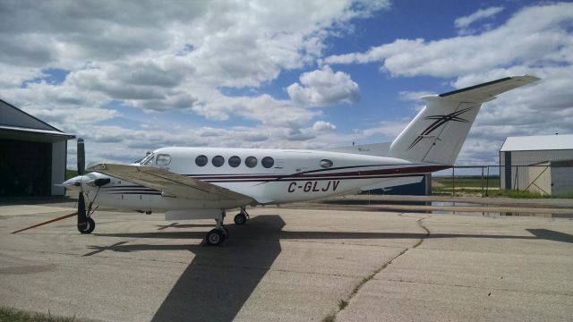 Beechcraft Super King Air 200 (C-GLJV)