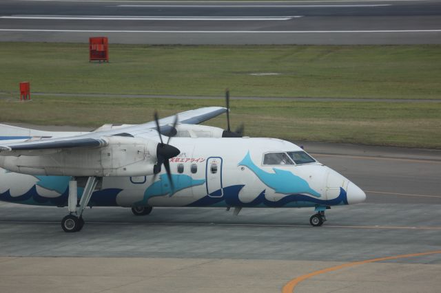 de Havilland Dash 8-100 (JA81AM)