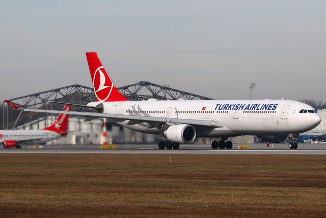 Airbus A330-300 (TC-JOH)