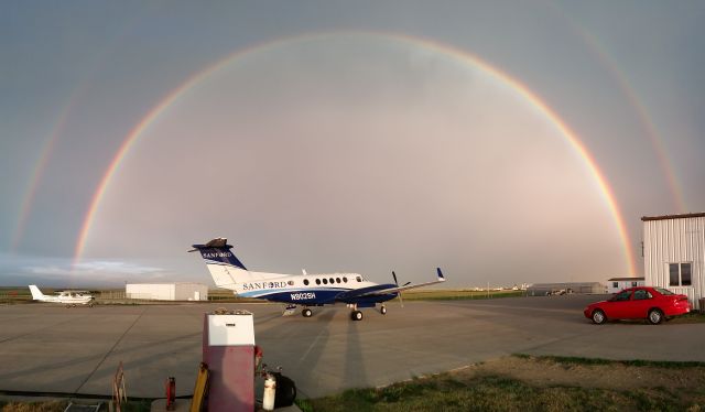 Beechcraft Super King Air 200 (N902SH)