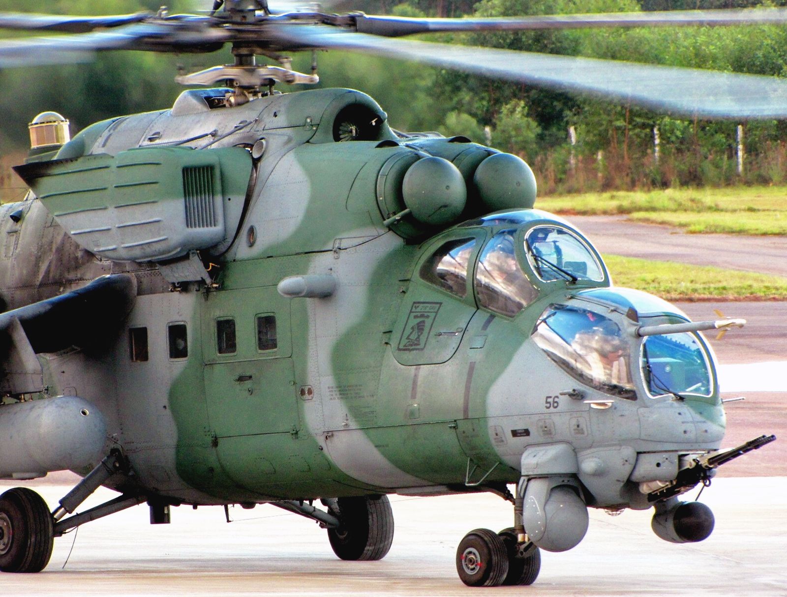 FAB8956 — - Mil Mi-35M Hind - Força Aérea Brasileira (Brazilian Air Force) Criciúma - Forquilhinha (CCM / SBCM), Brazil