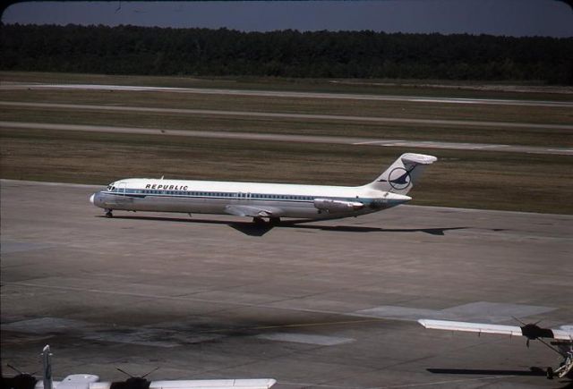 — — - The last commercial DC-9 flight was yesterday 01-06-14.  I was lucky to be part of that era.  Good buy old friend!  DAL2014 MSP-ATL.  This is the second of 6 liveries (paint jobs).