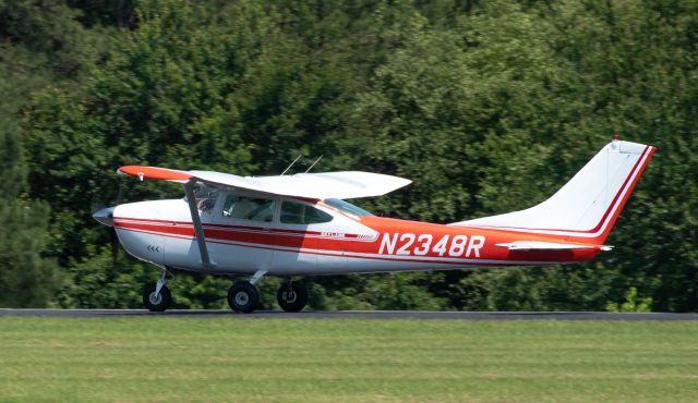 Cessna Skylane (N2348R)