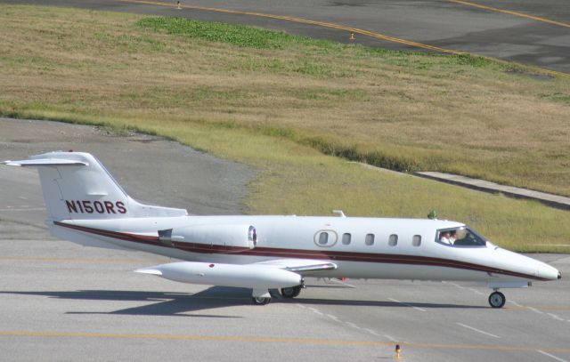 Learjet 25 (N150RS)