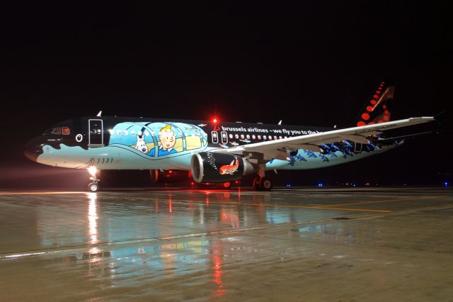 Airbus A320 (OO-SNB) - March 14th, 2015 Brussels Airlines presented new "Rackham" livery - A320 disguised as the famous shark submarine from the Tintin adventure "Red Rackhams Treasure". Picture shows the aircraft before departure from Eirtech Aviation facility located in Ostrava.