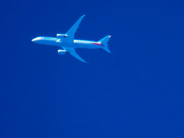 Boeing 787-9 Dreamliner (N822AN)