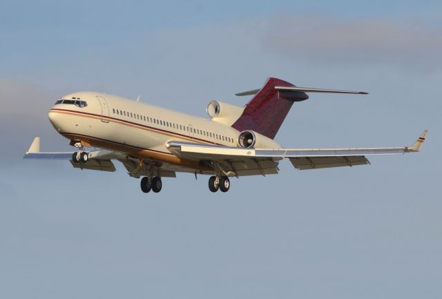 Boeing 727-100 (N311AG)