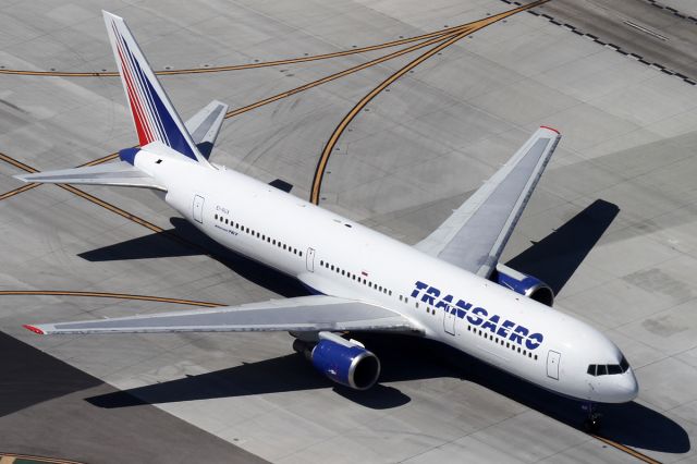 Boeing 777 (EI-RUX)
