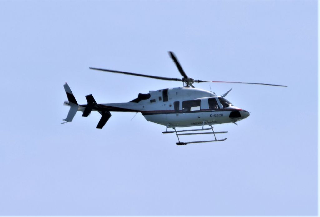C-GGCH — - C-GGCH BELL 427 KRUGER INC survolant le fleuve St-Laurent à Lavaltrie QC. le04-09-2022 à 12:53