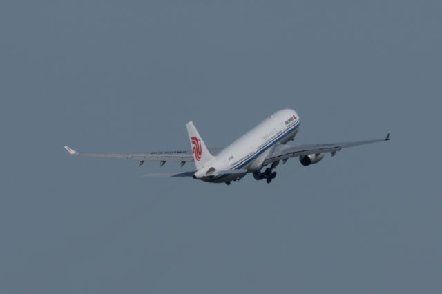 Airbus A330-200 (B-5918) - WAW SPOTTING