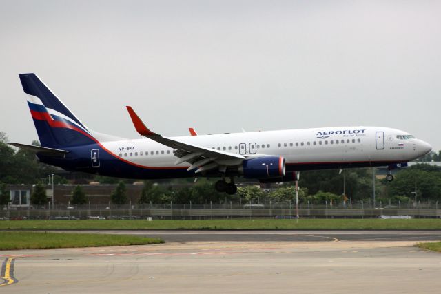 Boeing 737-800 (VP-BKA) - On short finals for rwy 09L on 4-Jun-18 operating flight AFL2570 from UUEE.