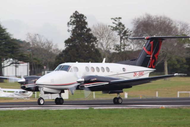 Beechcraft Super King Air 300 (ZK-SMC)