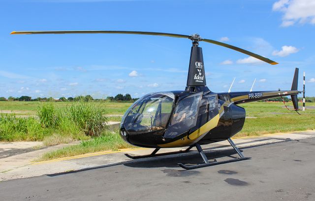 Robinson R-66 (PR-BBH)