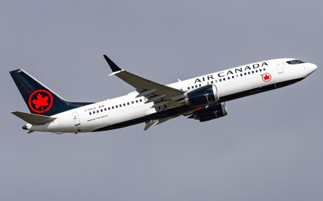 Boeing 737 MAX 8 (C-GELQ)