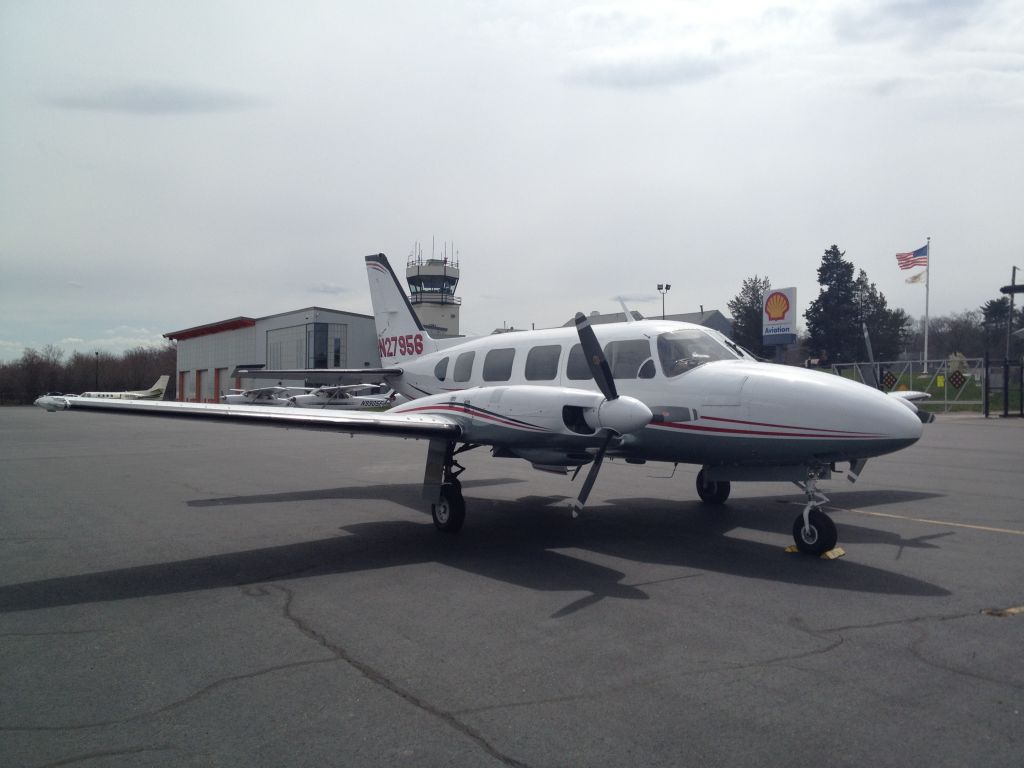 Piper Navajo (N27956)