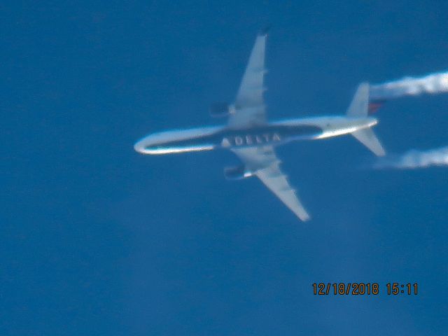 Boeing 757-200 (N540US)