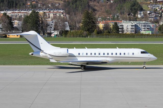 Bombardier Global 5000 (9H-TOR)