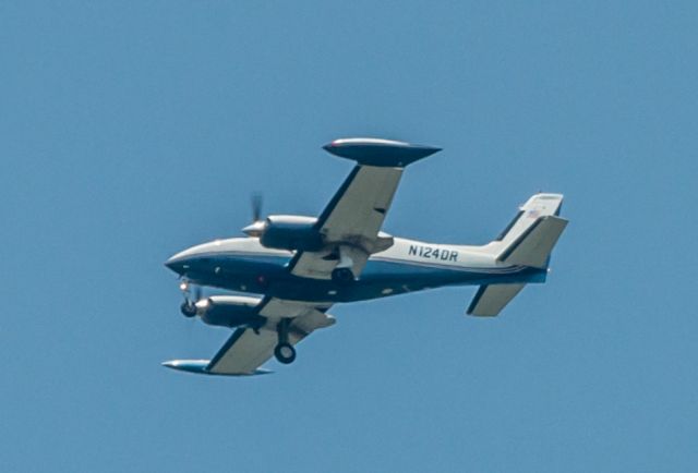 Cessna 340 (N124DR)