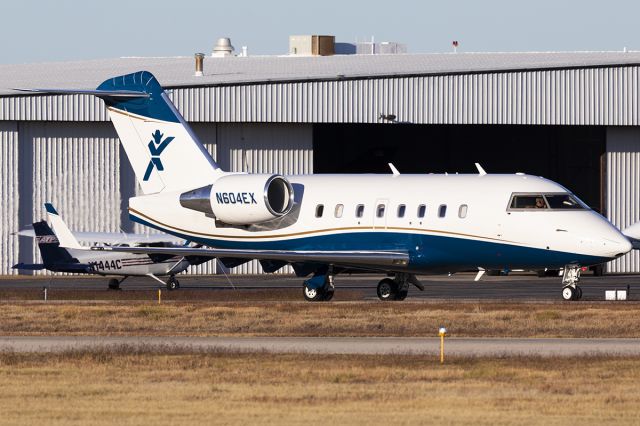 Canadair Challenger (N604EX)